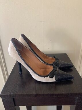 Gorgeous Giuseppe Zanotti Spectator Style Pumps in Linen and Black Leather (39)